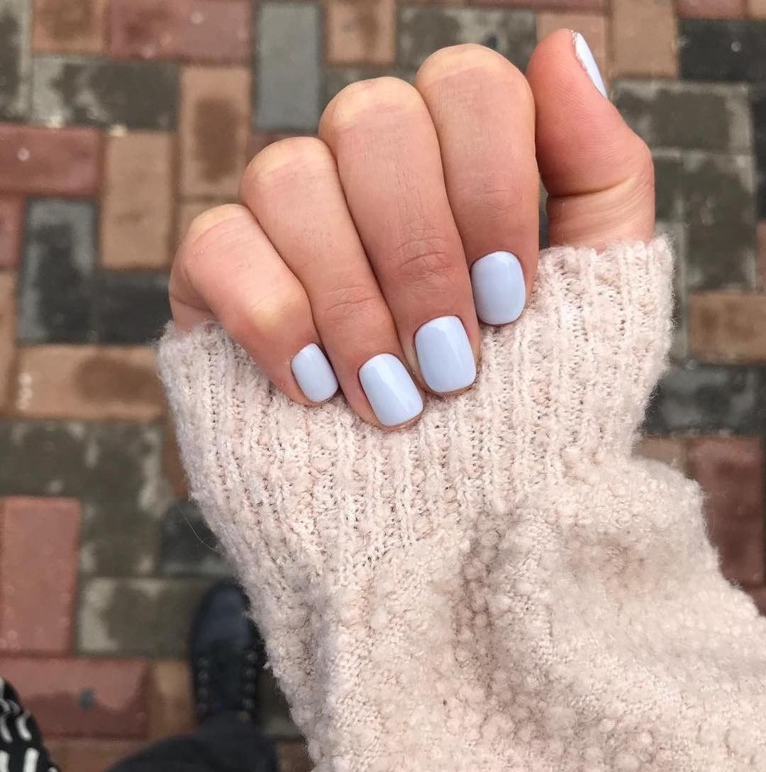 Fall Beauty Trend: Pastel Nails Camila Coelho