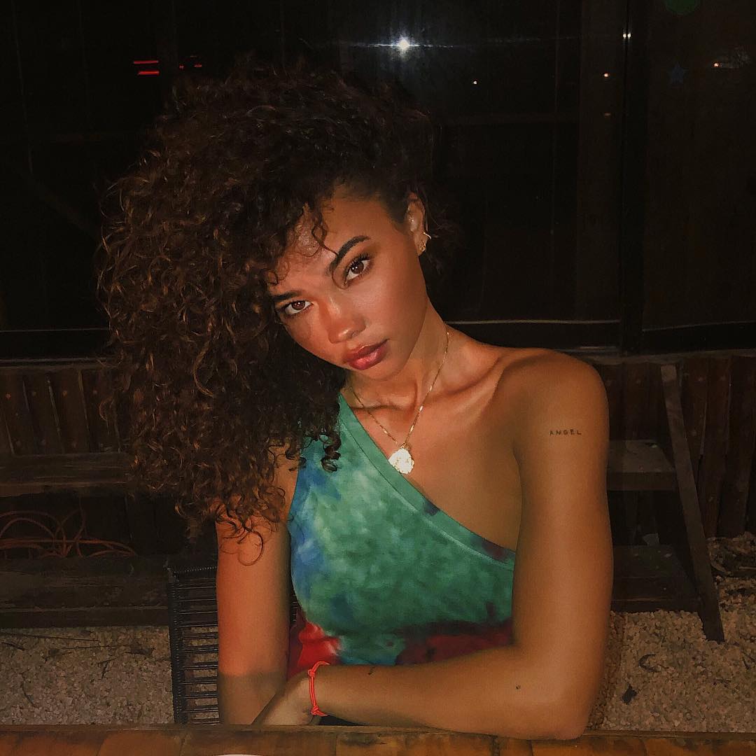 Spring Trend: Asymmetrical Tops Camila Coelho