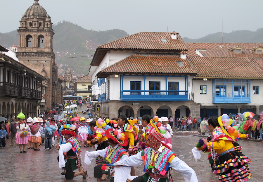 CUZCO CELEBRA INTI RAYMI ONLINE Camila Coelho