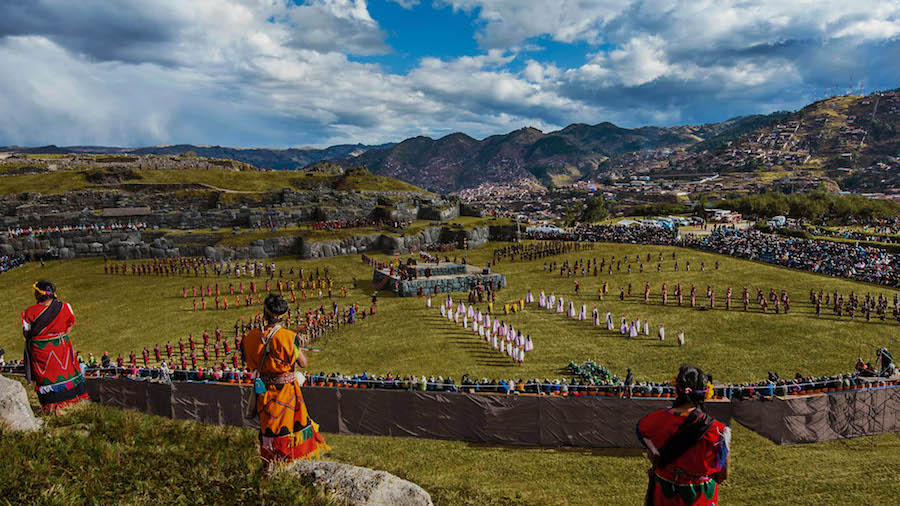 CUZCO CELEBRA INTI RAYMI ONLINE Camila Coelho
