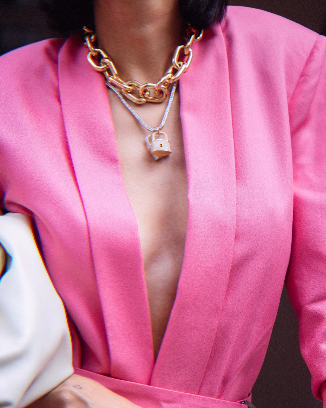 Accessory Spotlight: Oversize Chains Camila Coelho 