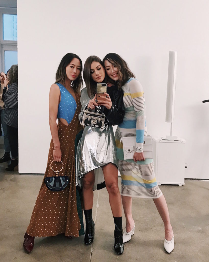 Look para a apresentação de DVF camila coelho