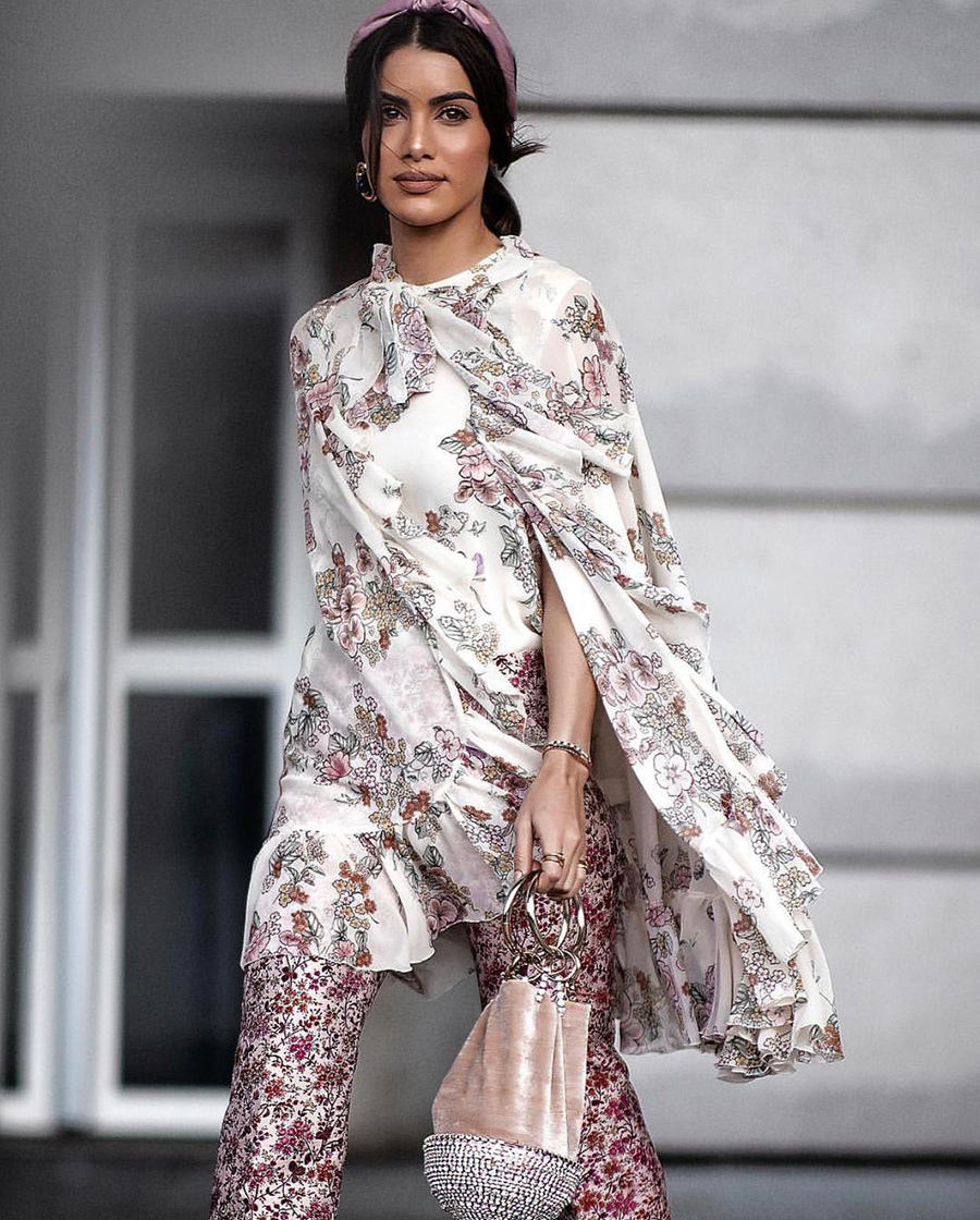 Look do Dia- Floral para o Desfile de Giambatista Valli camila coelho
