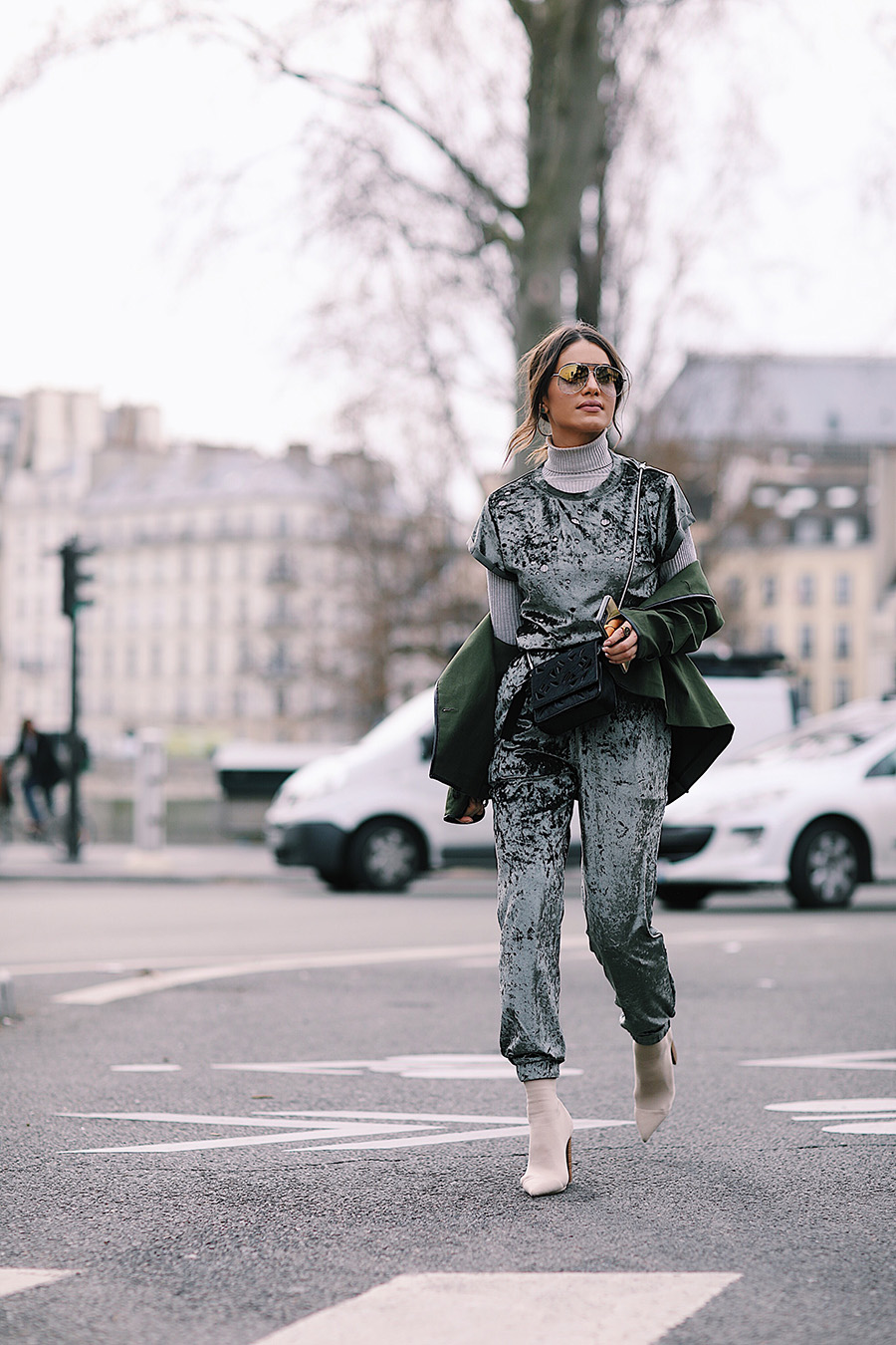 #PFW Look- Conjunto em Veludo Molhado camila coelho