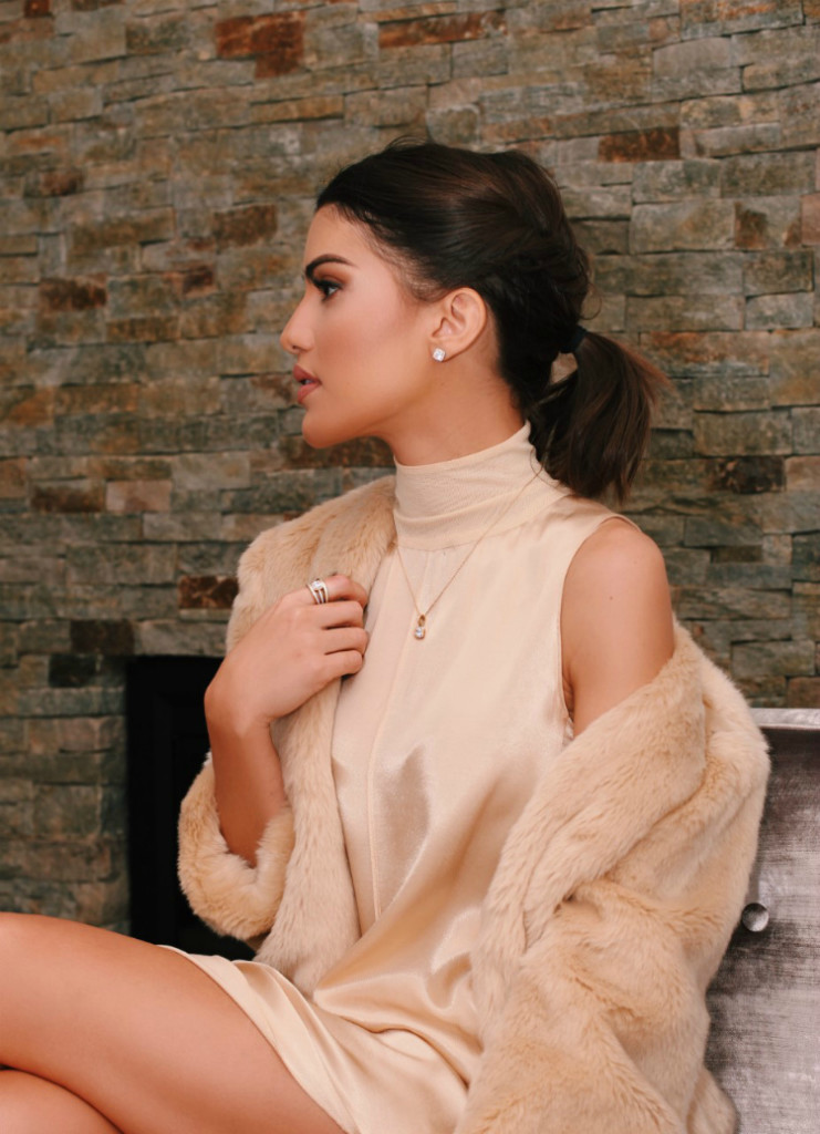 Pandora touch of gold for the holidays Camila Coelho